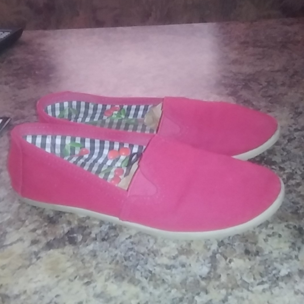 Red Jelly Flats